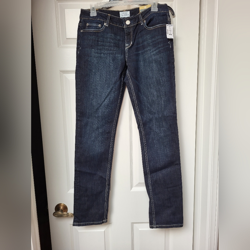 Aeropostale Bayla Low rise Skinny Jeans, Size 9/10, New With Tags